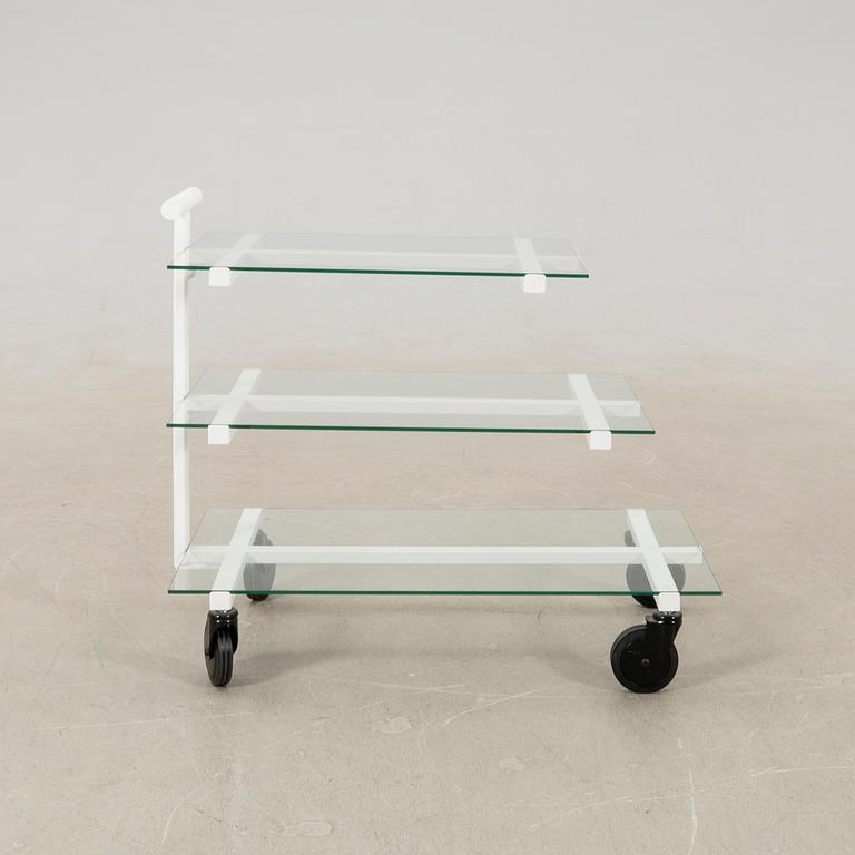 Josef Frank, te-/serveringsvagn, modellnr 691 för Firma Svenskt Tenn.