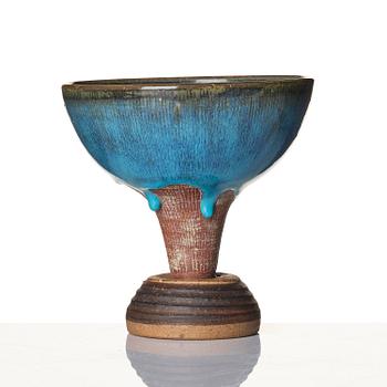 Wilhelm Kåge, a Farsta Spirea stoneware footed bowl, Gustavsberg Studio 1957.