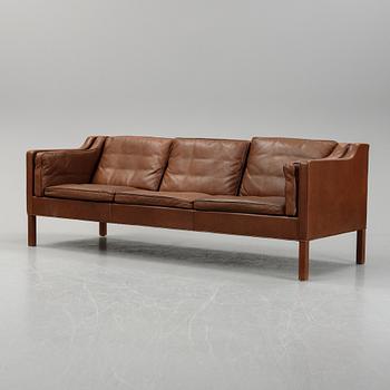 Børge Mogensen, a model 2213 sofa, Fredericia Stolefabrik, Denmark.