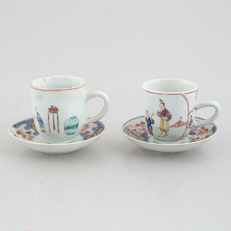 A group of 11 Chinese export porcelain pieces, Qing dynasty, 18th century.