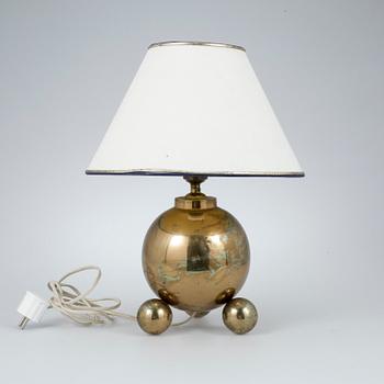 BORDSLAMPA, kulmodell, Gusums Bruk, 1900-talets första hälft.
