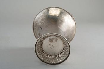 PIKARI, hopeaa Anders Pihra Turku 1819. Korkeus 13,5 cm, paino 102 g.