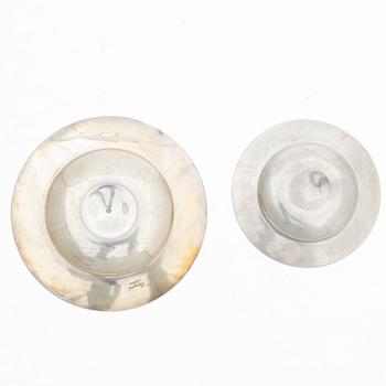 Plates, 2, silver, England, including William Comyns & Sons Ltd (Richard Comyns), London 1981.
