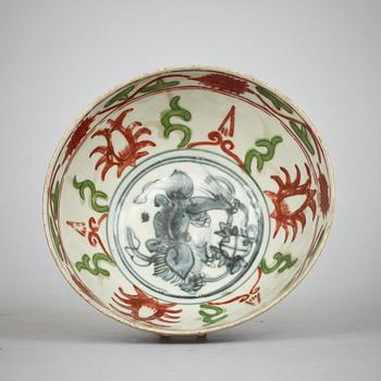 SKÅL, porslin. Ming dynastin, Swatow, Wanli (1573-1620).