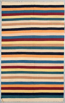 A kelim rug, Veramin, 250 x 149 cm.