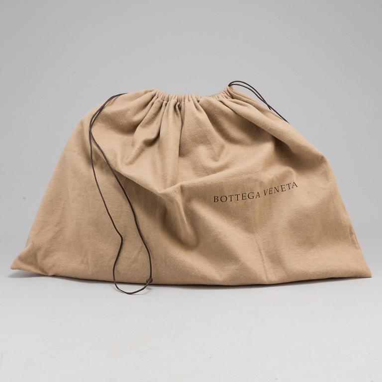 BOTTEGA VENETA, a brown leather Hobo bag.