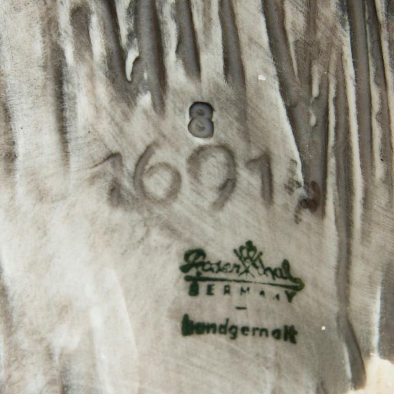 FIGURIN, porslin, F Heidenreich, Rosenthal.