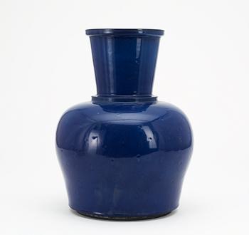 A Wilhelm Kåge 'Farsta' stoneware vase, Gustavsberg 1940.