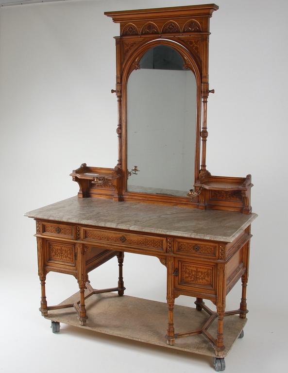 TOILETTEBORD, Tyskland, 1800-talets slut.