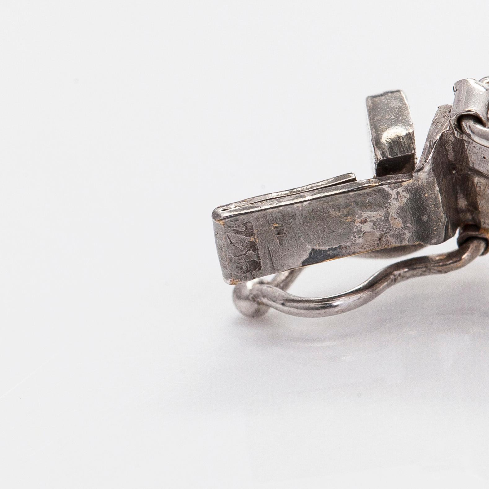 Bracelet, brilliant cut diamonds, 18K white gold.