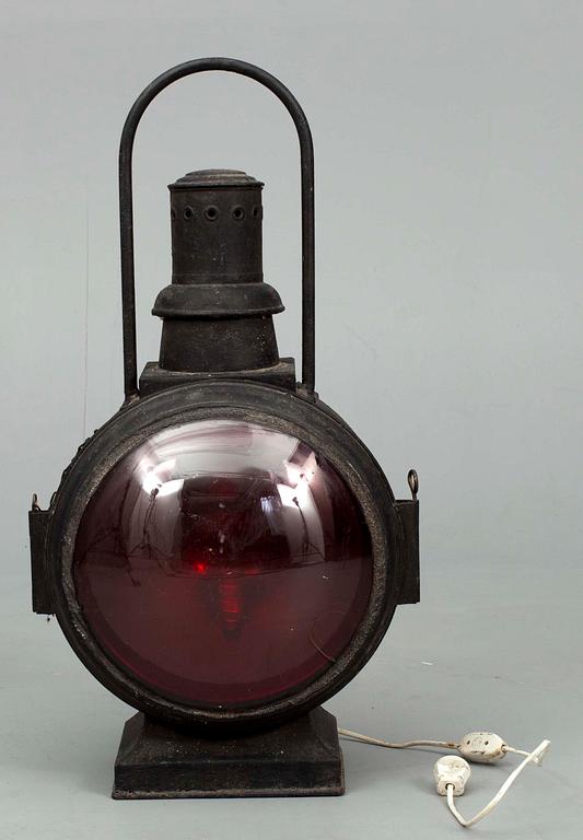 LYKTA/LAMPA, plåt samt glas, 1900-talets början.