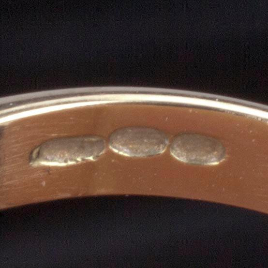 RING, 14K guld. 5 briljantslipade diamanter, 1.00 ct. Vikt 3,9 g.