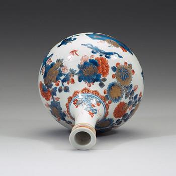 FLASKA, porslin, imari, Qing dynastin, Kangxi (1662-1722).