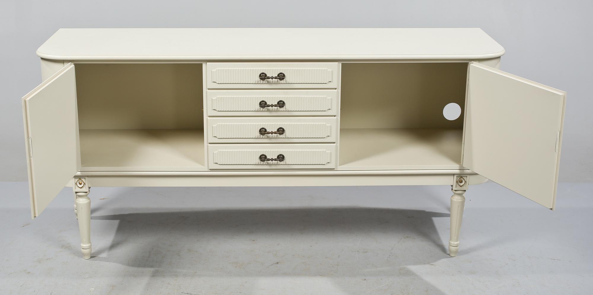 SIDEBOARD, gustaviansk stil, 1900-talets andra hälft.