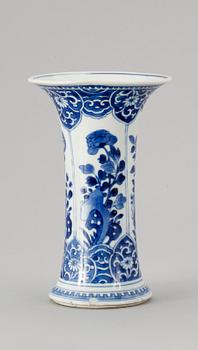VAS, porslin, Kina, Kangxi, 1600/1700-tal.
