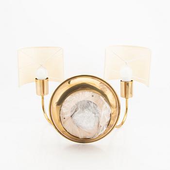 Josef Frank, a brass wall lamp model no 2565 firma Svenkt Tenn.