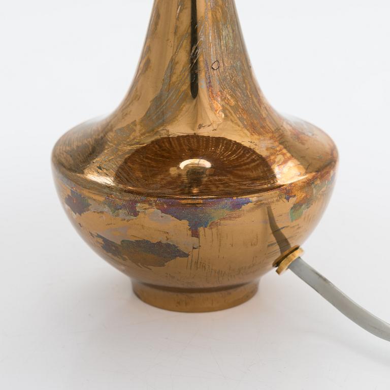 Pöytävalaisin, messinkiä, 1900-luvun puoliväli.