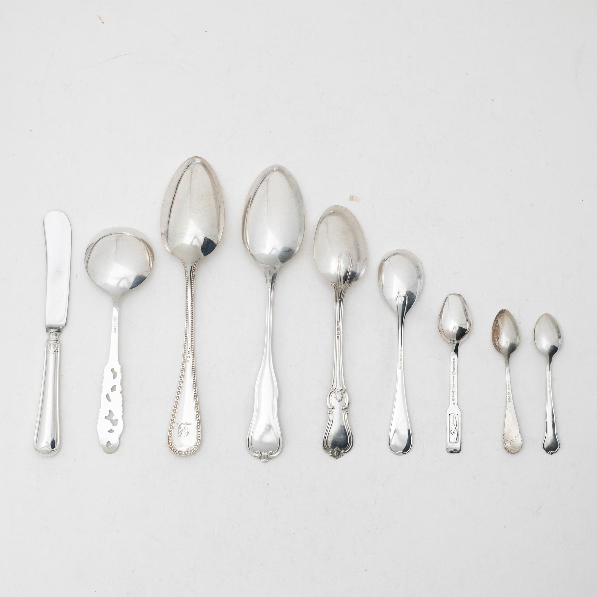 Parti bestick, silver, 36 delar, varierande modeller, mestadels Sverige, bl.a. C.G.Hallberg.