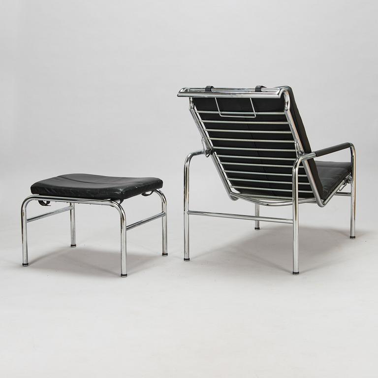 Gabriele Mucchi, a recliner and ottoman, Zanotta, Italy, 1980's. Designed 1935.