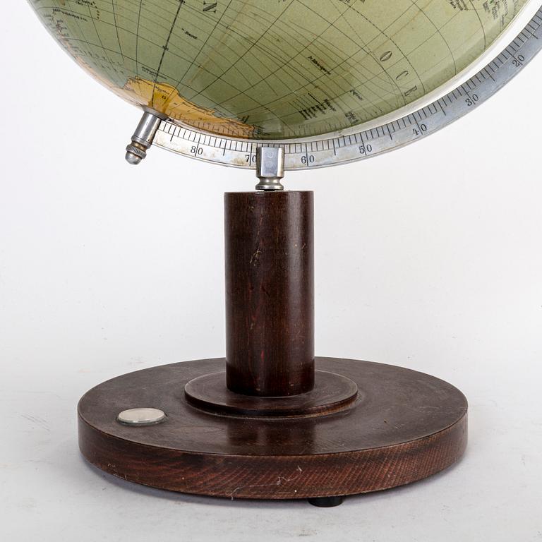 A globe, Columbus, Edwin Hammar, Stockholm, first half of the 20th Century.