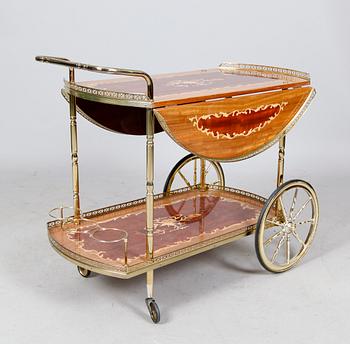 SERVERINGSVAGN, 1900-talets andra hälft.