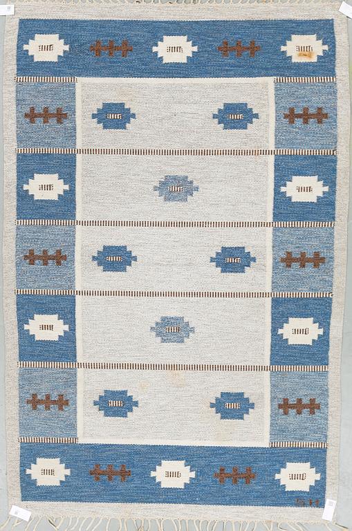 MATTA, rölakan. Signerad SH (Svensk Hemslöjd), 1950-60-tal. Ca 236x154 cm.