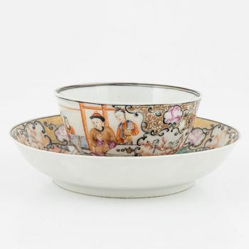 A famille rose 'Rockefeller-pattern' cup with stand, Qing dynasty, Qianlong (1736-95).