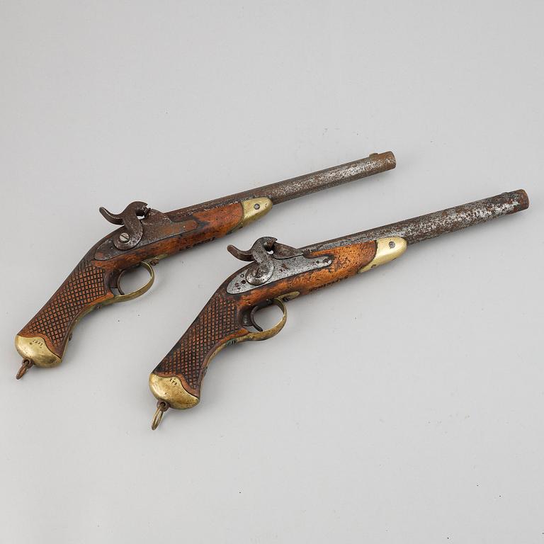 SLAGLÅSPISTOLER 2 st, m/1850, studsare och flankör.