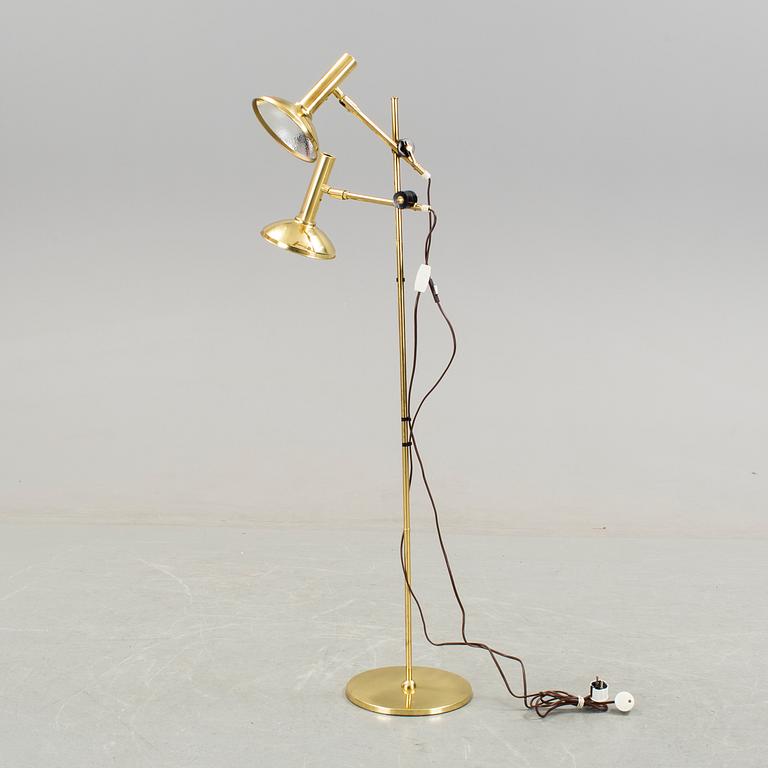 GOLVLAMPA, mässing, troligen Bergboms, 1970-tal.