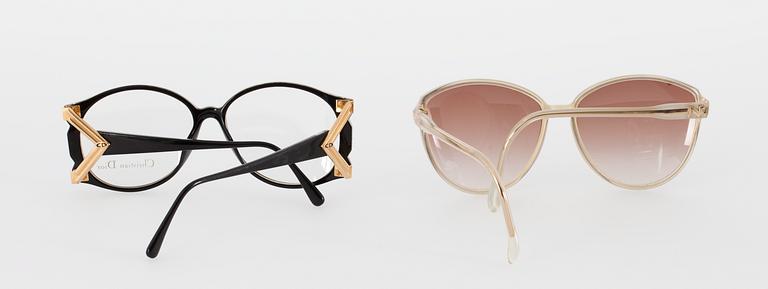 GLASÖGON, 2 st, Christian Dior och Nina Ricci.