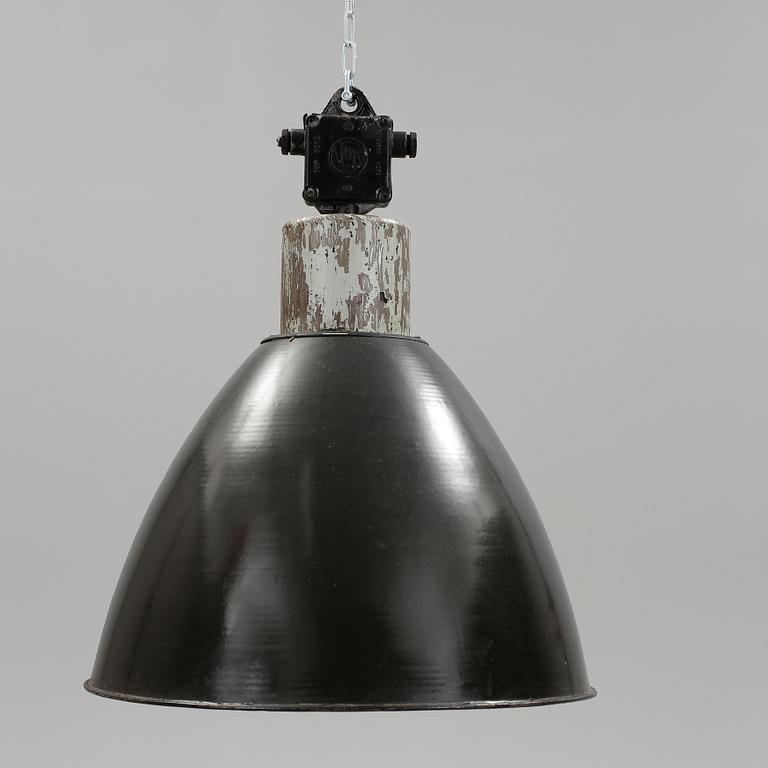 INDUSTRILAMPA, 1900-tal.