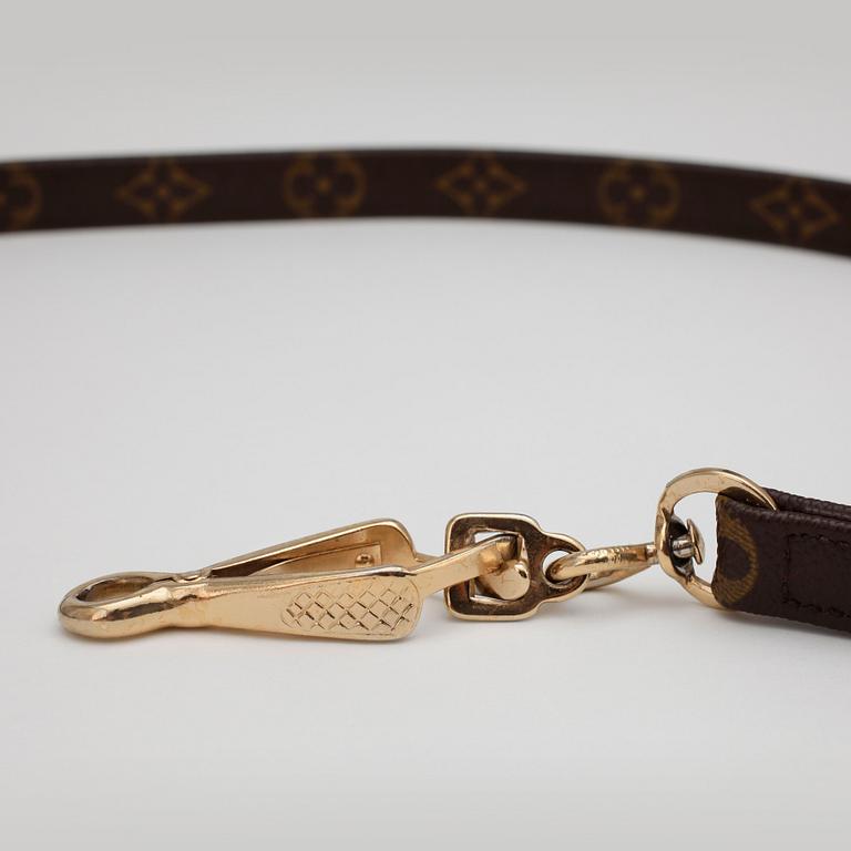 LOUIS VUITTON, a monogram canvas "Baxter Dog Leash MM".