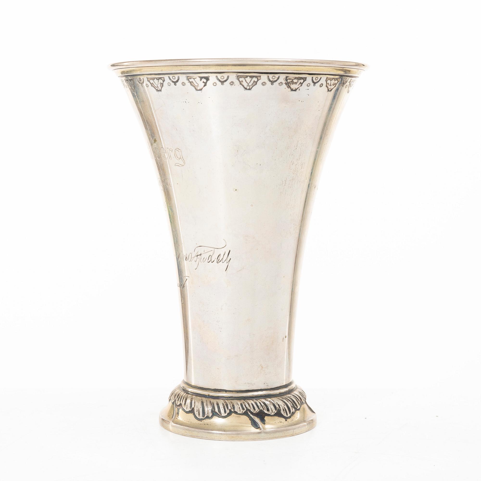 C.G. Hallberg, A Swedish silver beaker, Stockholm 1929.