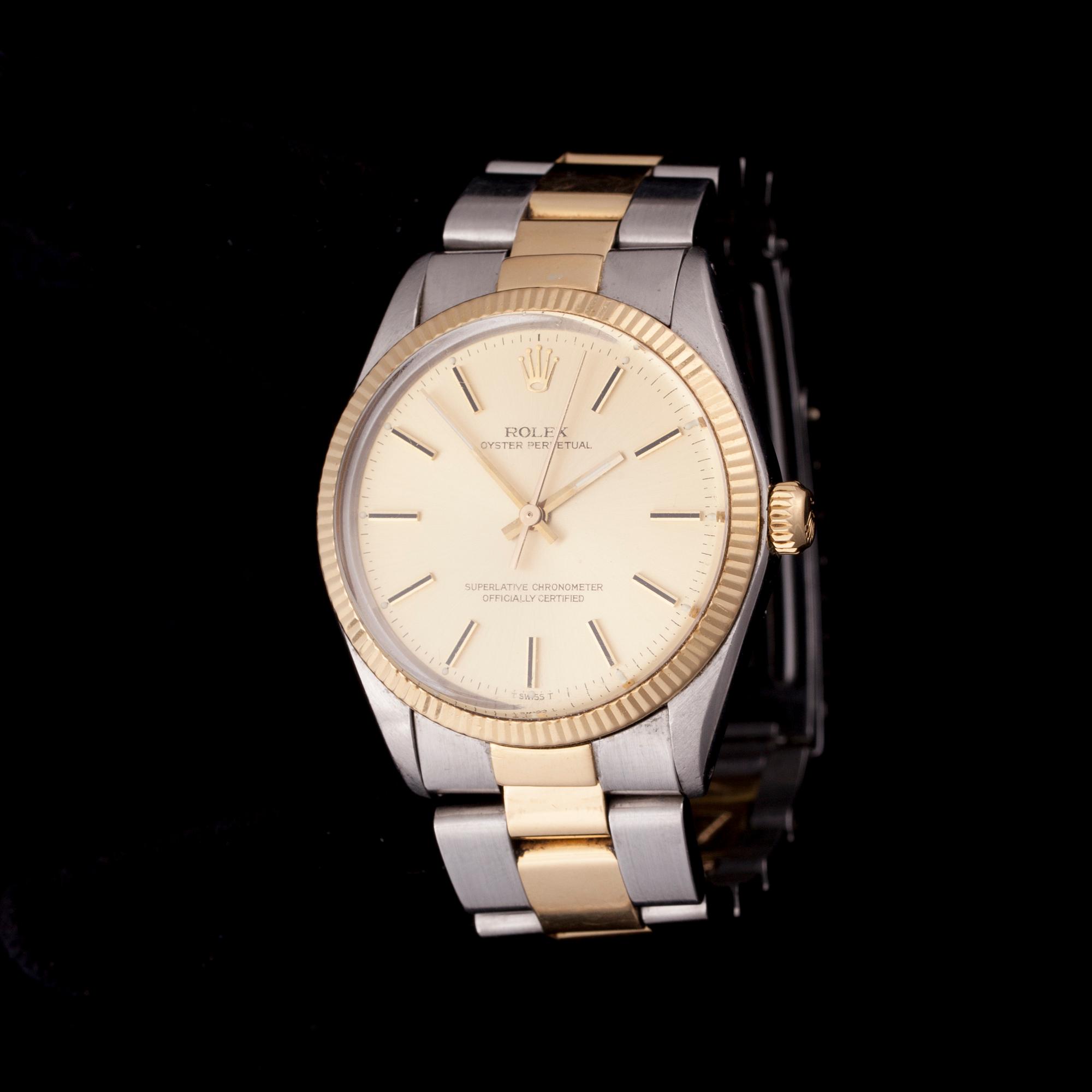 RANNEKELLO, miesten, Rolex Oyster chronometer. Terästä ja kultaa. 1900-luvun loppu.