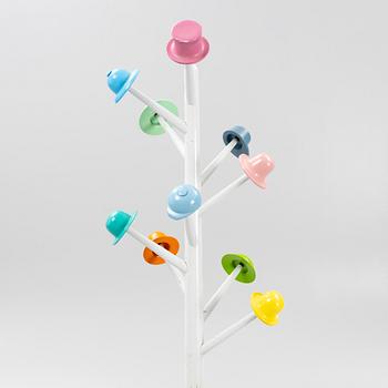 Albero dei Cappelli, a coat hanger, Ugo Nespolo for Origlia, Italy.