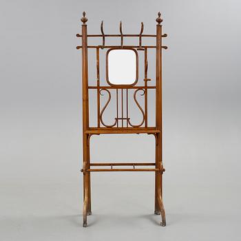 KLÄDHÄNGARE/HALLMÖBEL, Thonet, 1900-talets början.
