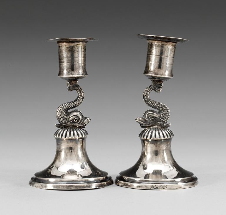 LJUSSTAKAR, ett par, silver. Pehr Blommert, Gävle 1826.