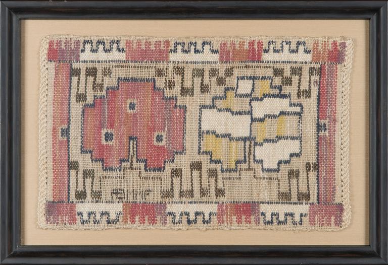 Märta Måås-Fjetterström, Tekstiili, "Grodblad röd", signeerattu AB MMF.