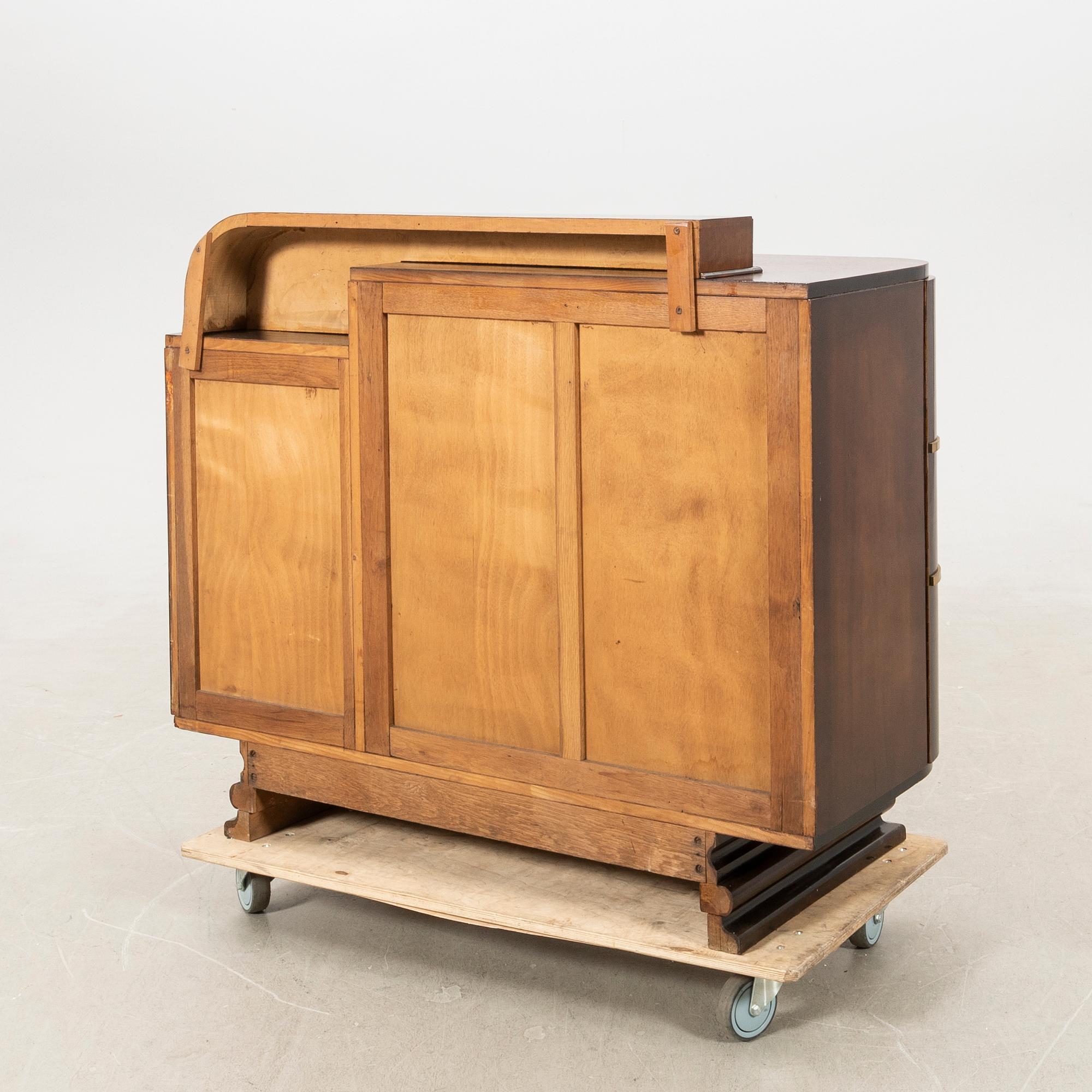 Sideboard/Cabinet Art Deco first half of the 20th century.