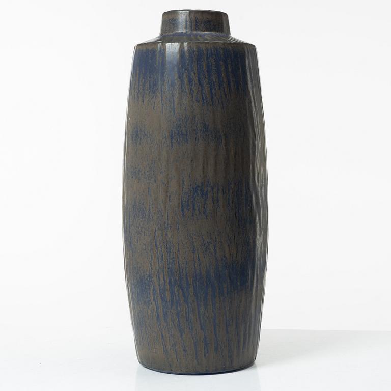 Gunnar Nylund, Vase, stoneware, "Rubus", Rörstrand, 1960s.