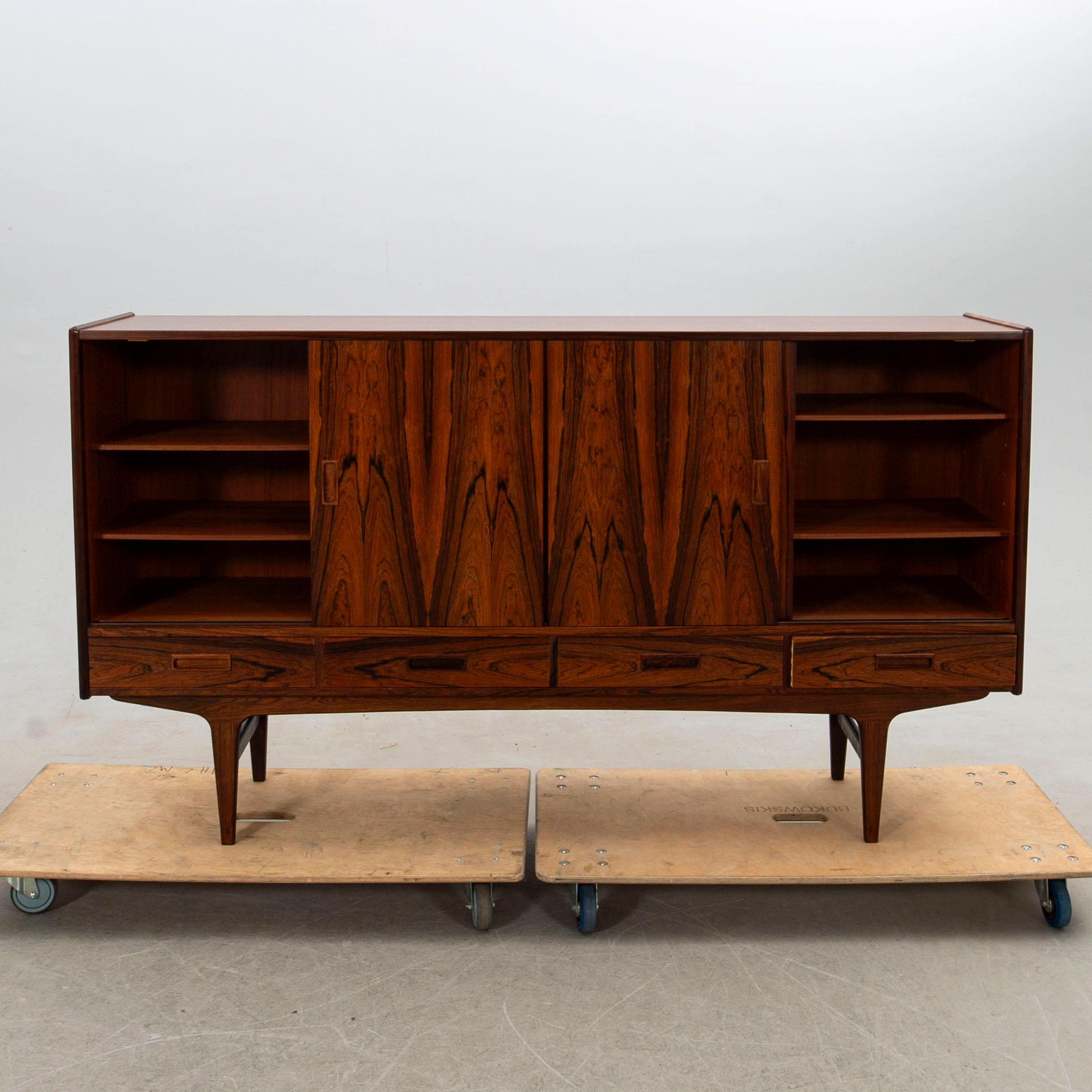 Børge Seindal Sideboard/Skåp för P Westergaard møbelfabrik Danmark 1970-tal.