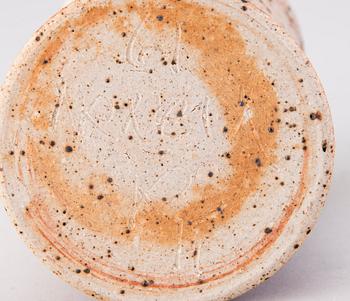 RAIJA TUUMI, maljakoita, 3 kpl, samottia, signeerattu  ARABIA, RT -61, 1970, 1972.