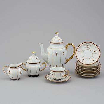 A 13 piece Einar Forseth porcelain coffee service from Lidköpings porslinsfabrik made for Nordiska Kompaniet (NK)1920´s.