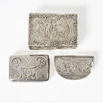 Three silver boxes with lid, Central Europe 18th/19th century.
