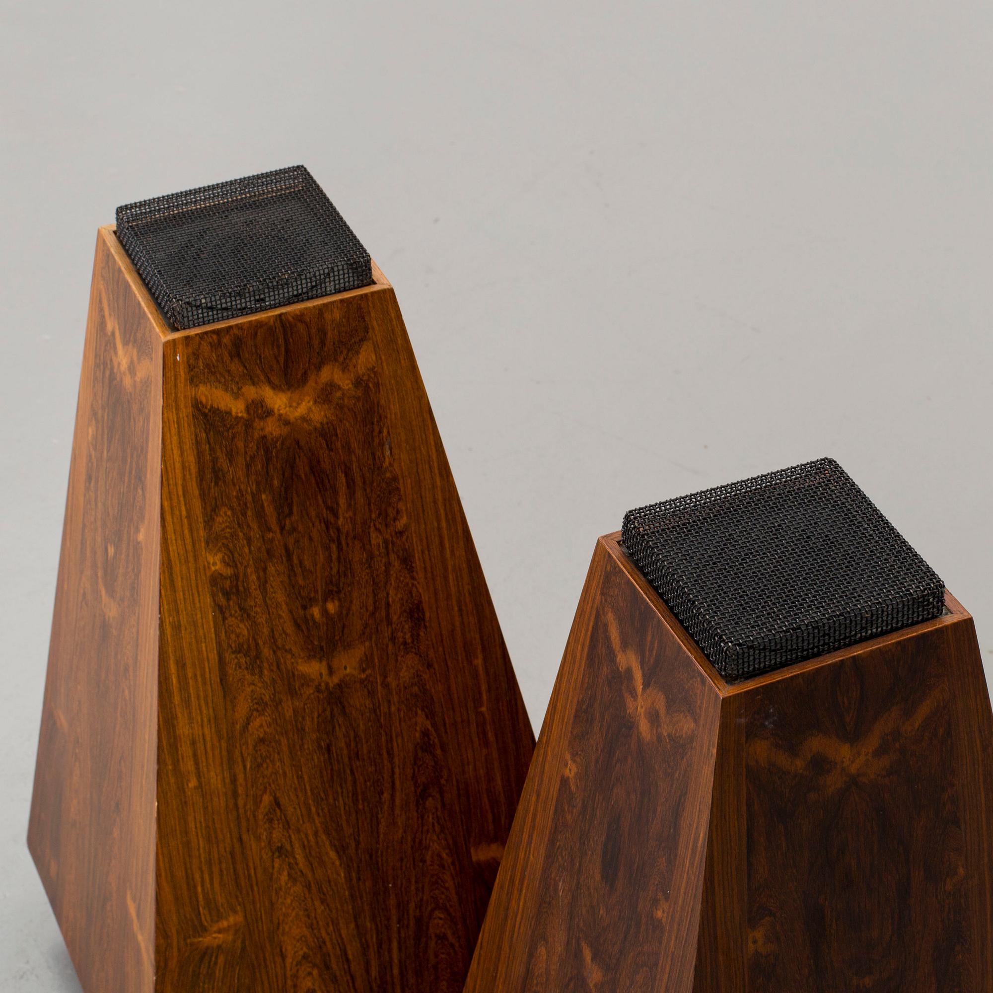 TWO SPEAKERS, "Pyramid" by Larson, 1970s. CITES-certificate.