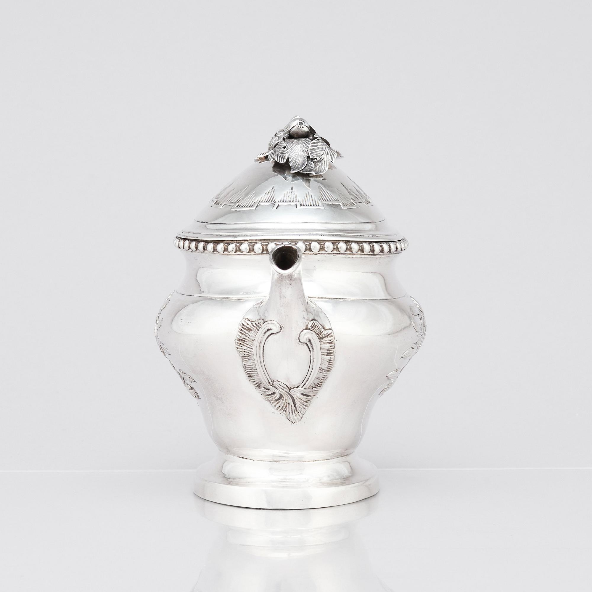 Johannes Nordgren, tekanna, silver, Jönköping 1788. Rokoko.