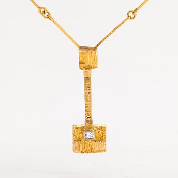 Björn Weckström, An 18K gold neckalce "Thai" with a diamond ca. 0.02 ct. Lapponia 1985.