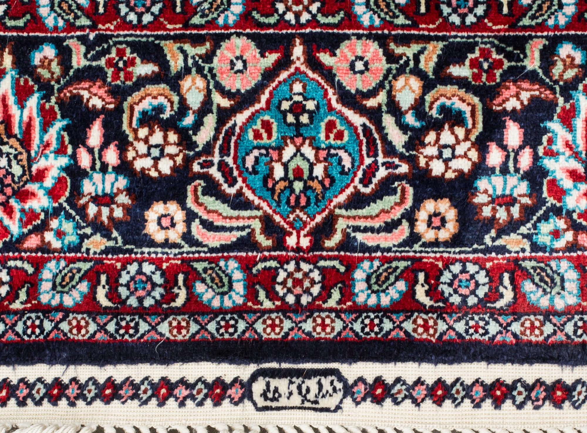 MATTA, orientalisk, signerad, silke, 1900-talets slut, ca 150 x 92 cm.