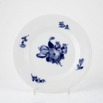 20 pieces of a porcelain 'Blue flower' service, Royal Copenhagen, Denmark.