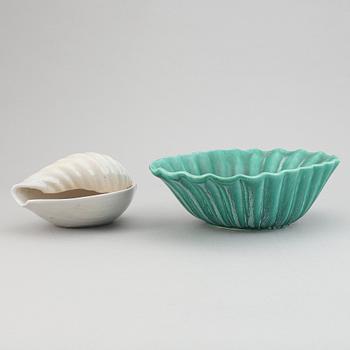 Ewald Dahlskog, two ceramic bowls, model D208 and S313, Bo Fajans, Gävle, Sweden 1941-53.